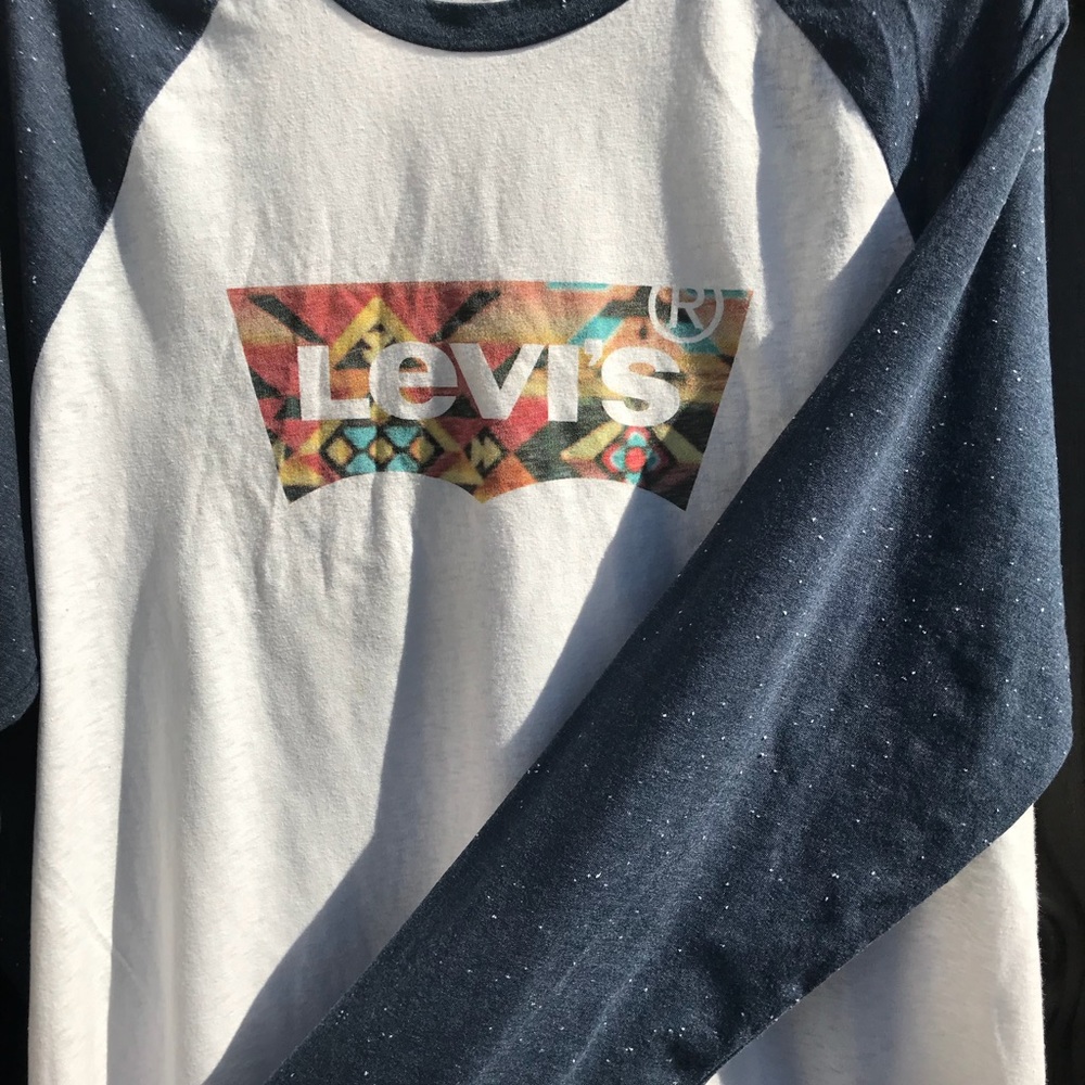 🎈SALE Levi’s Long Sleeve Shirt🎈